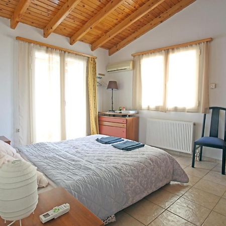House Near The Athens Airport, Spata. Extérieur photo