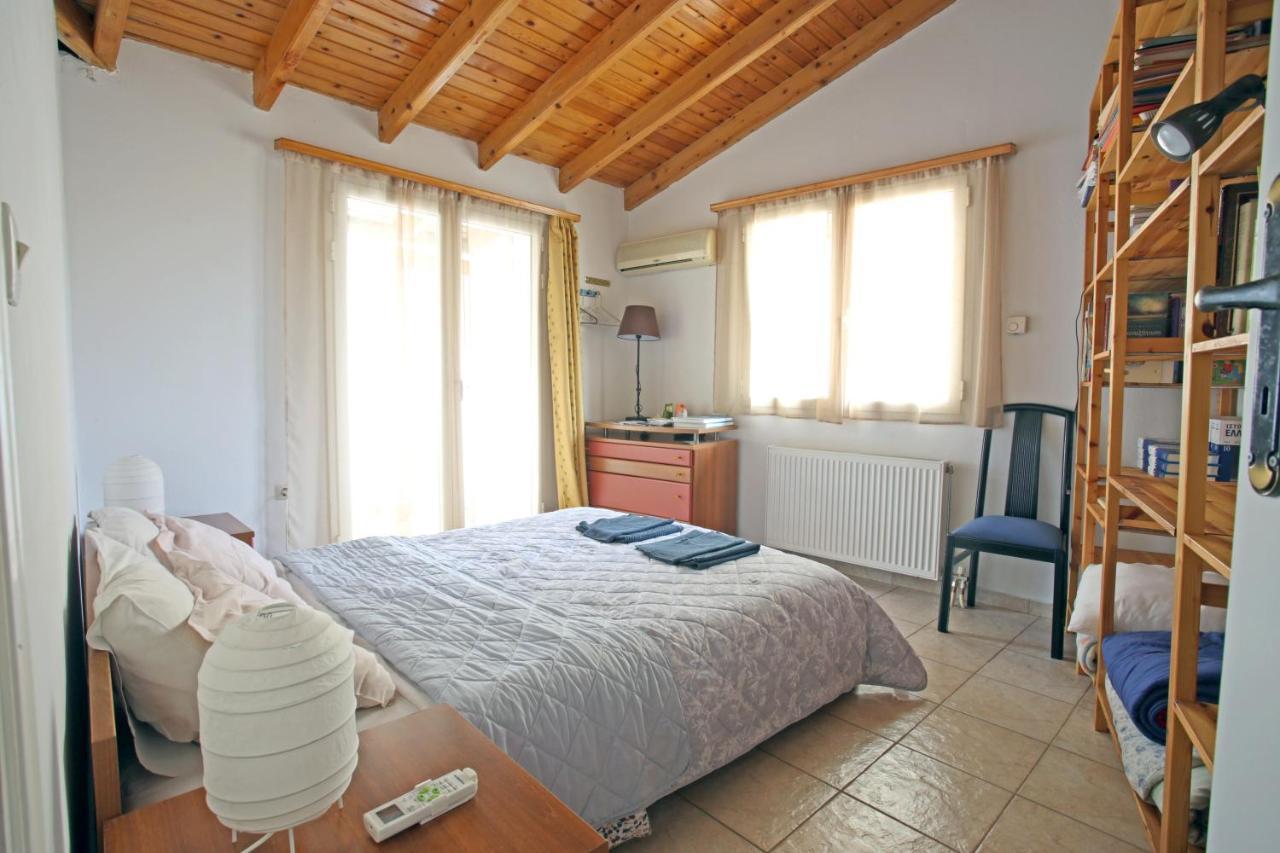 House Near The Athens Airport, Spata. Extérieur photo