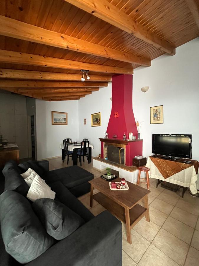 House Near The Athens Airport, Spata. Extérieur photo