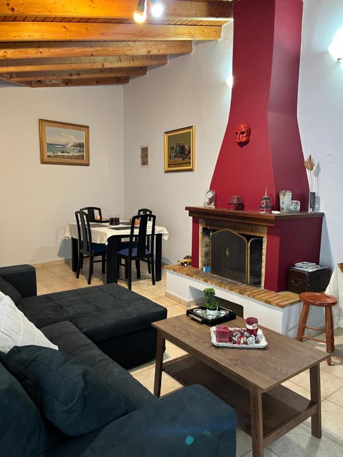 House Near The Athens Airport, Spata. Extérieur photo